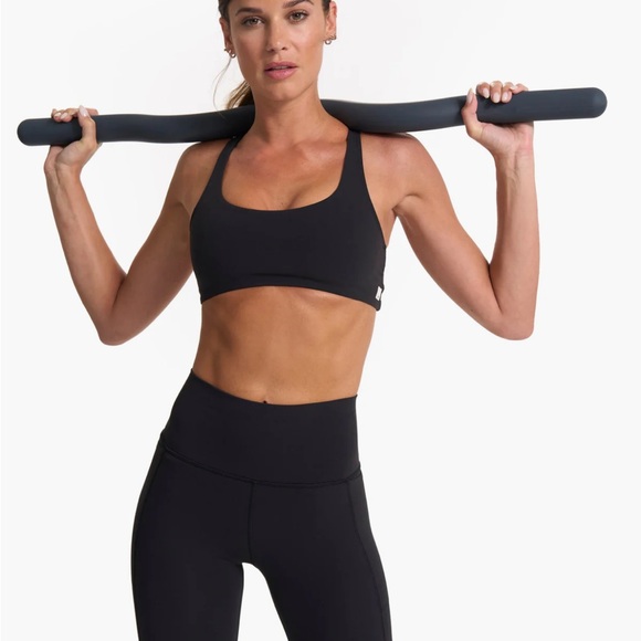 Vuori Yosemite Bra Black NWT - Picture 3 of 5